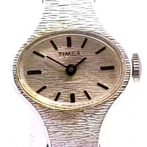 Vintage Womens Timex Oval Bangle Style Watch.